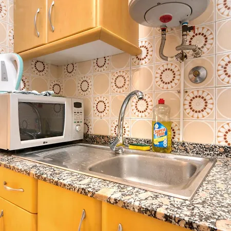 Karola بينايدورم